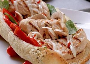 ساندویچ مرغ و قارچ